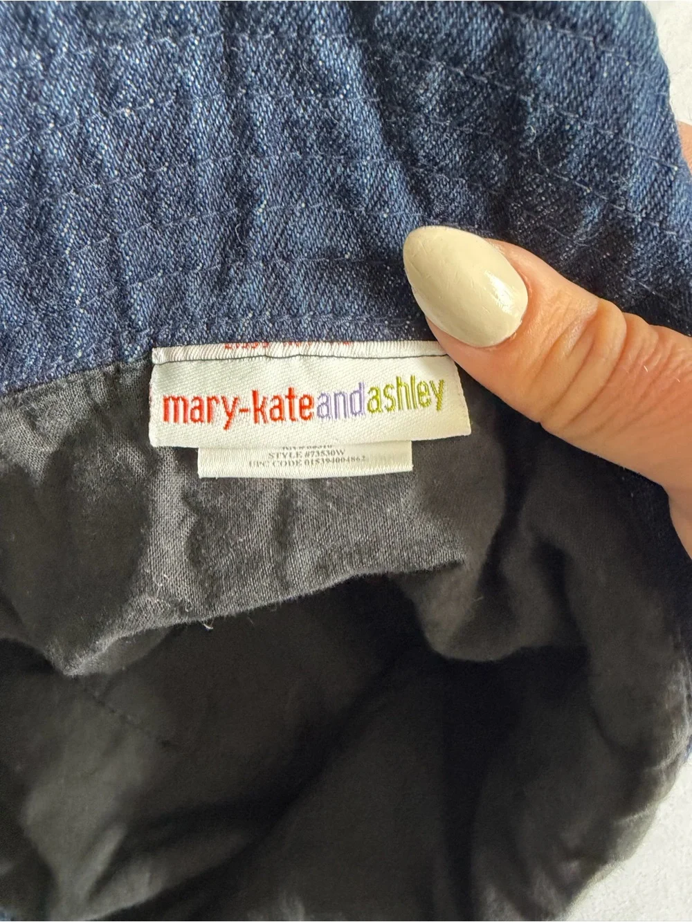 VTG Y2K Style Mary Kate and Ashley Denim Blue Metal Detail Bucket Hat